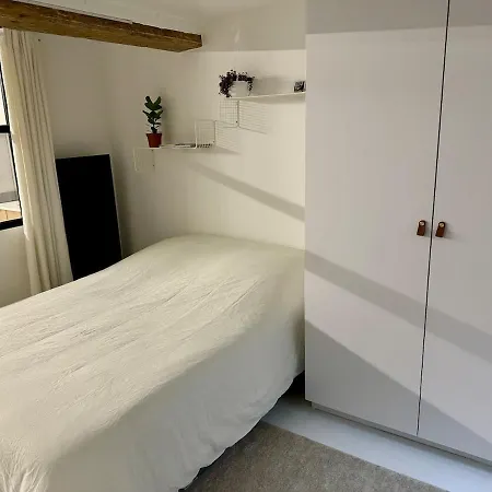 Private Garden In Montmartre *