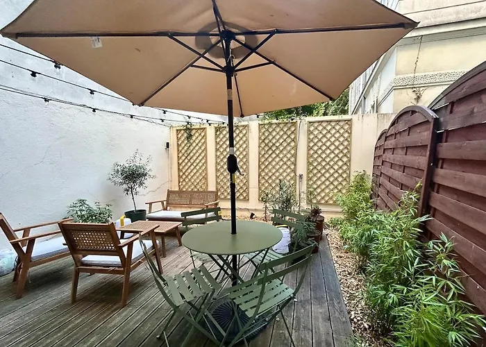 Appartamento Private Garden In Montmartre Parigi